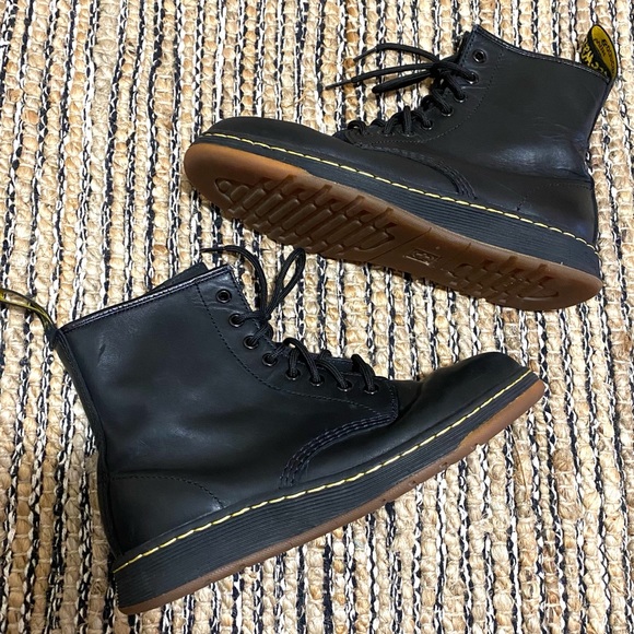 dr marten newton boot
